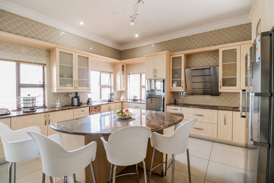 5 Bedroom Property for Sale in Xanadu Eco Residential Estate North West